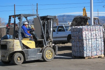 Aluminum bale and forklift Aluminum bale and forklift