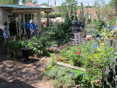 Garden & Coop Tour 2012 - City Garden with Raised Beds Garden & Coop Tour 2012 - City Garden with Raised Beds